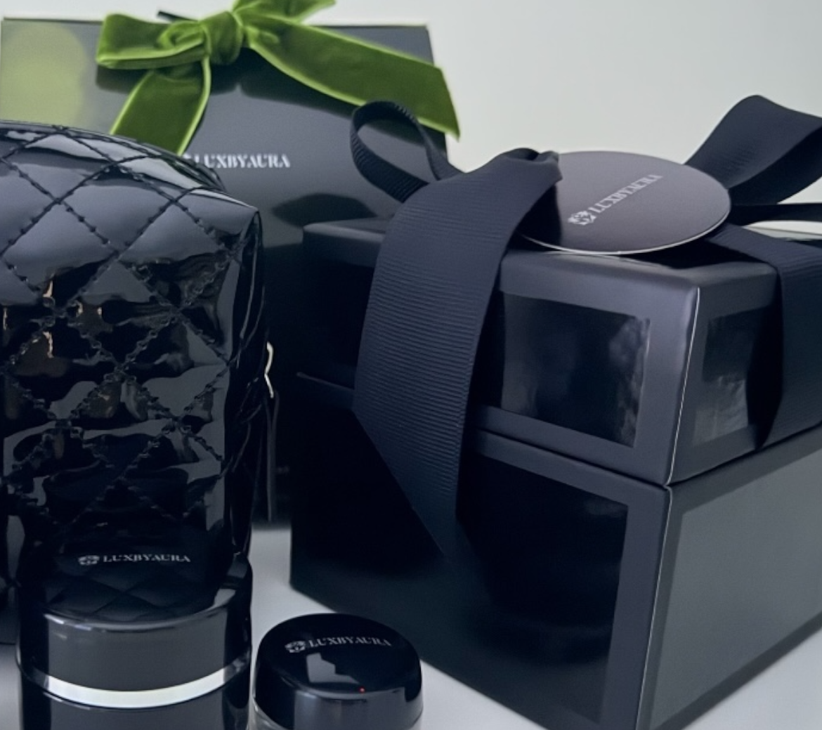 THE ART OF GIFTING