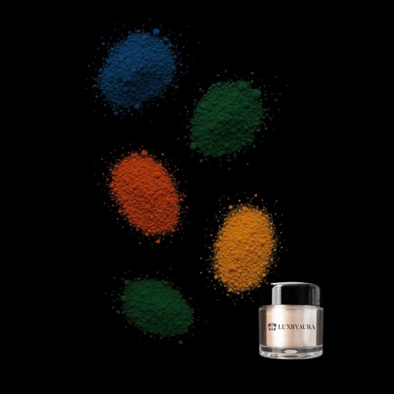 HOW TO USE HIGH-DEFINITION PIGMENTS FOR ENDLESS CREATIVE LOOKS